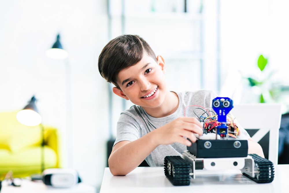 Robotics classes for kids near me - Brain Skool